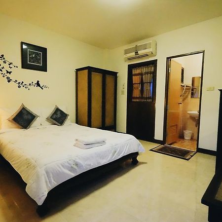 โรงแรมตีฆ้อง - Tri Gong Hotel Chiang Mai Exteriör bild