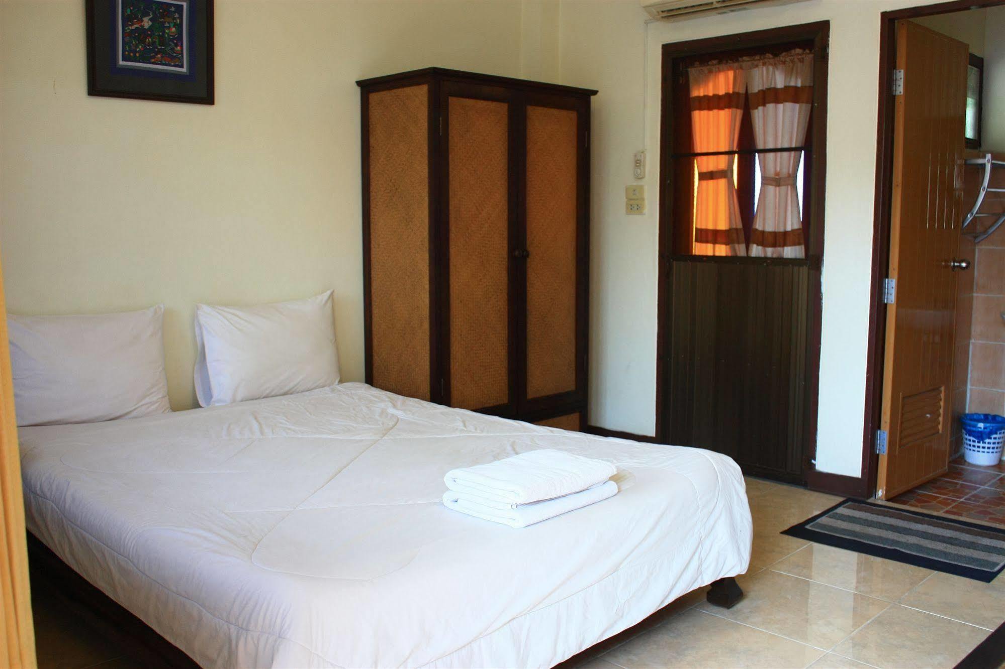 โรงแรมตีฆ้อง - Tri Gong Hotel Chiang Mai Exteriör bild