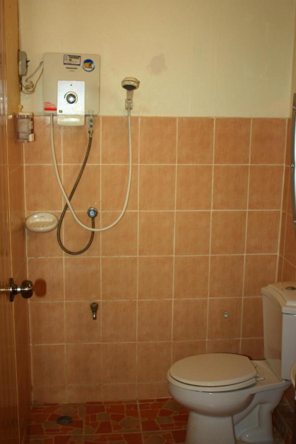 โรงแรมตีฆ้อง - Tri Gong Hotel Chiang Mai Rum bild